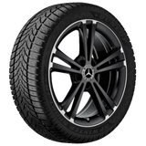 Bridgestone vetrardekk á felgu (vinstra megin)