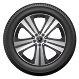 Nagladekk á 19" felgu (vinstra megin)